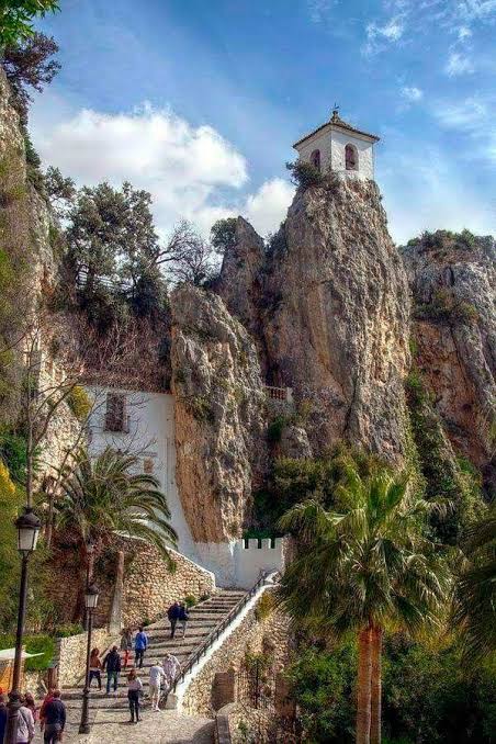 Guadalest (45 min)
