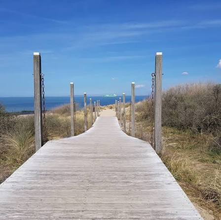 Het strand op loopafstand
